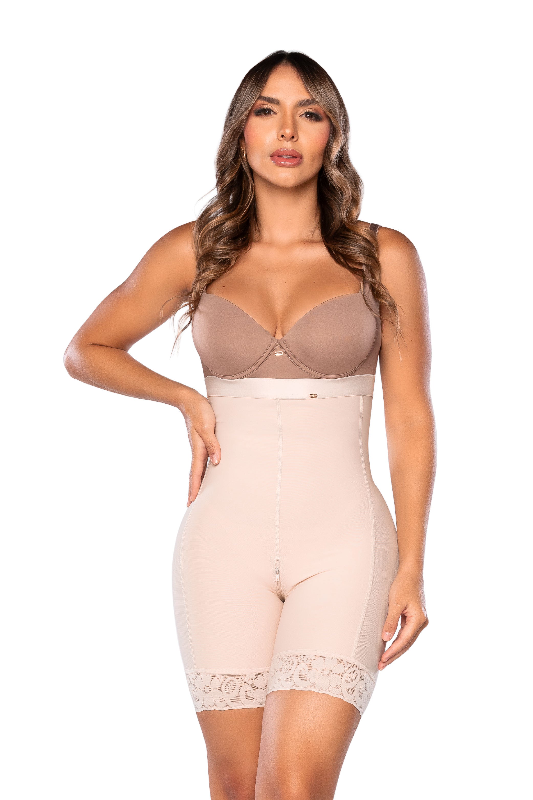 Panty Ultrainvisible SMI04004 DISCRETA con lifting extra natural