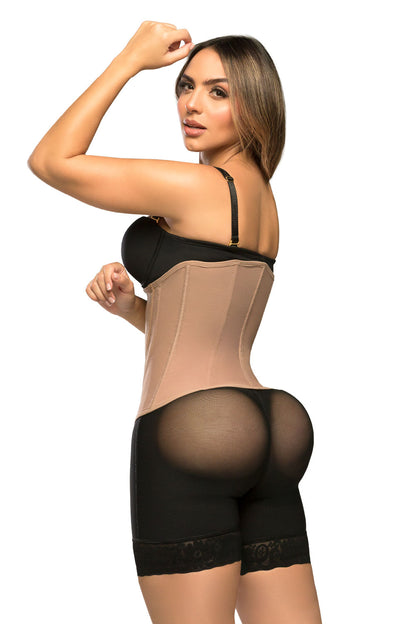 - Cinturilla SMI2025 con doble cierre y compresión estética
- Estructura anatómica que define la cintura sin incomodar