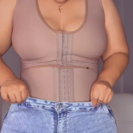 - Faja SMI7121 LA AFORTUNADA con brasier integrado y triple efecto lifting
- Vista completa media pierna con ajuste progresivo
- Diseño posterior sin costuras y panty invisible de regalo
