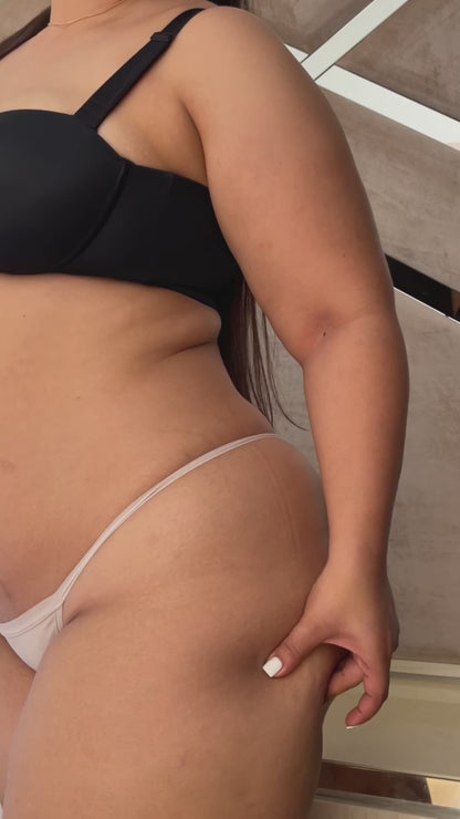 - Faja SMI7132 AFRODITA larga con efecto lifting y compresión progresiva
- Detalle de compresión en abdomen y piernas con panty incluido
- Vista posterior de diseño sin costuras hasta la rodilla
